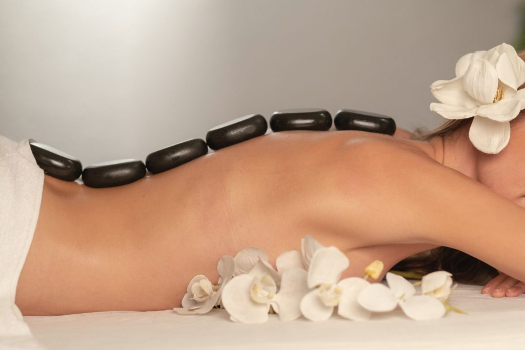 Actividades restauradoras en Acapulco